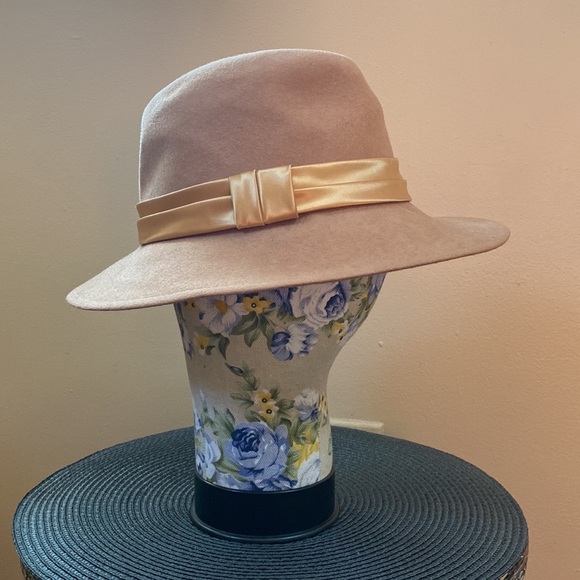 Classic VTG Camel Tan Wool Fedora Hat - Picture 2 of 9